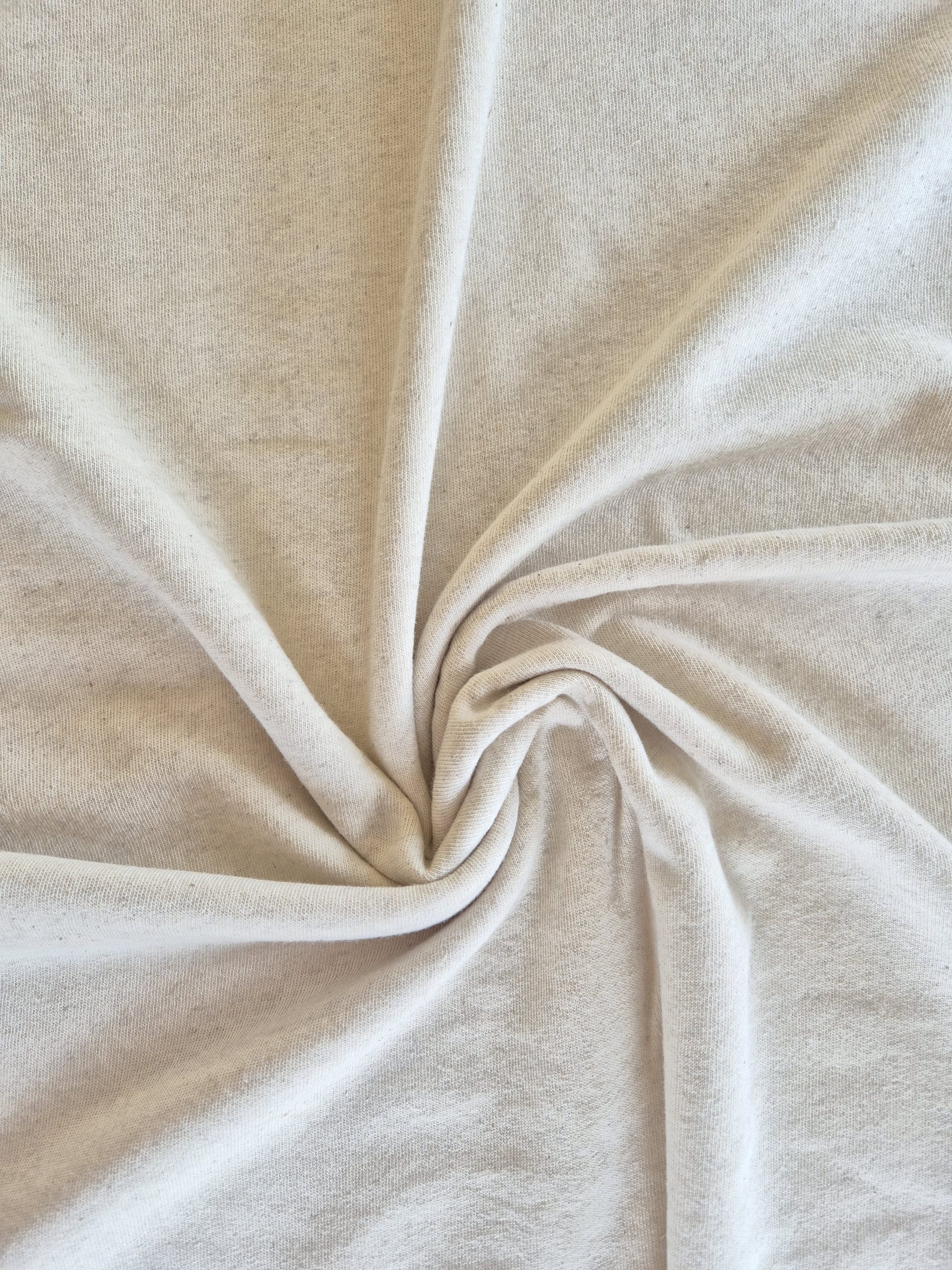 "Vzem si ga na izi": Zemlja je v krizi - 100% bombaž